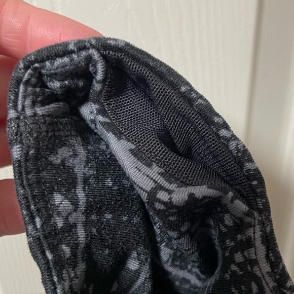 NIKE Cropped Epic Viper Print Black Gray Running Tights Size Medium - Picture 12 of 13